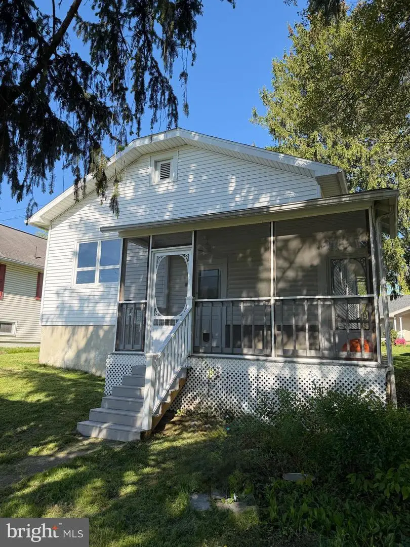 612 2nd St, New Cumberland, PA 17070 - #3