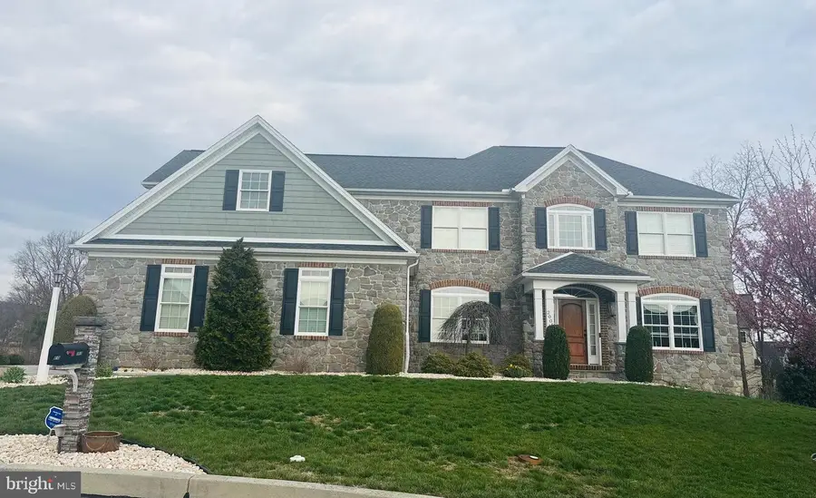 2005 Raptor Ct, Mechanicsburg, PA 17050 - #2