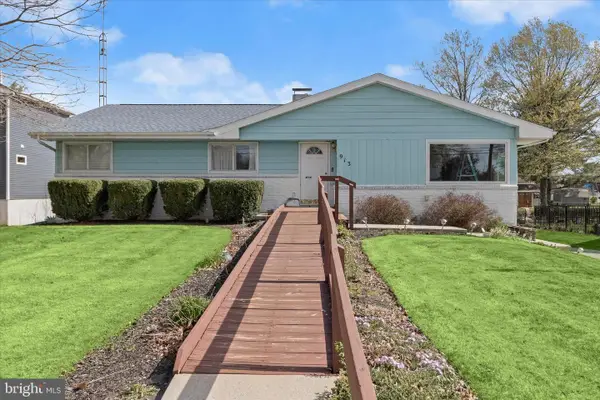 913 Gobin Street, CARLISLE, PA 17013