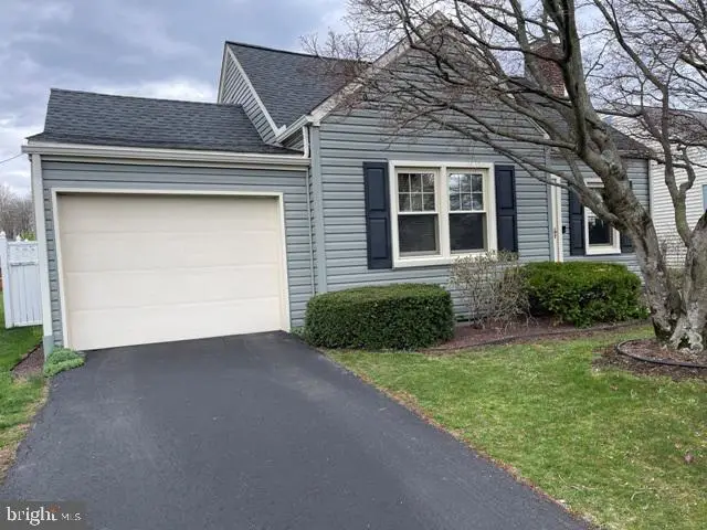 644 Highland Avenue, Mount Holly Springs, PA 17065 - #1