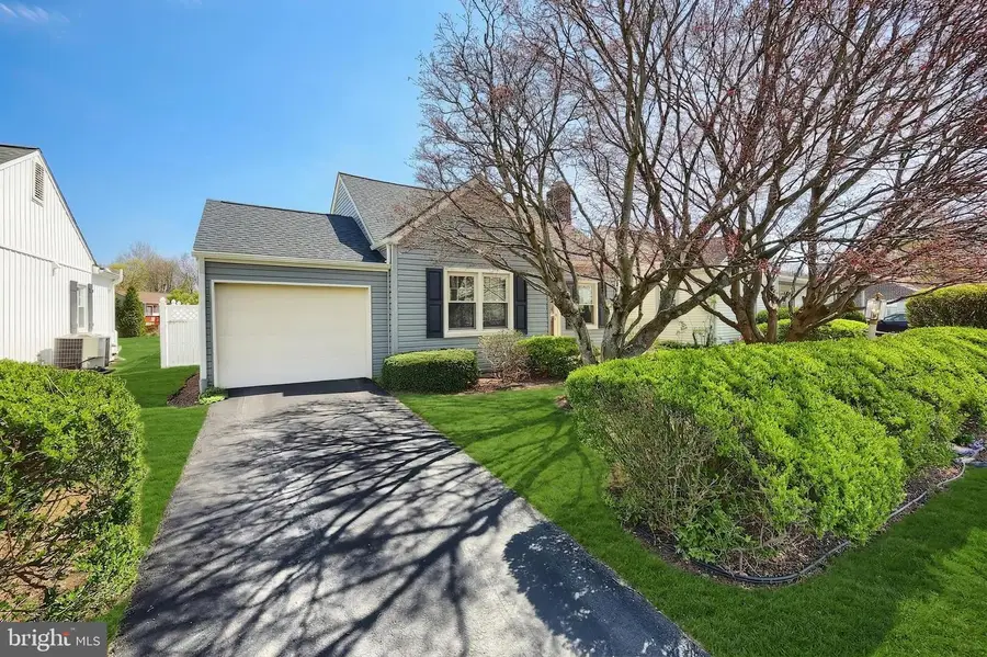 644 Highland Avenue, Mount Holly Springs, PA 17065 - #2