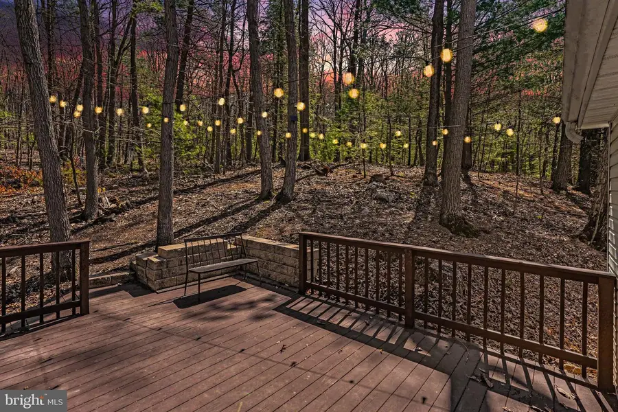 48 Liberty Dr, Mount Holly Springs, PA 17065 - #3