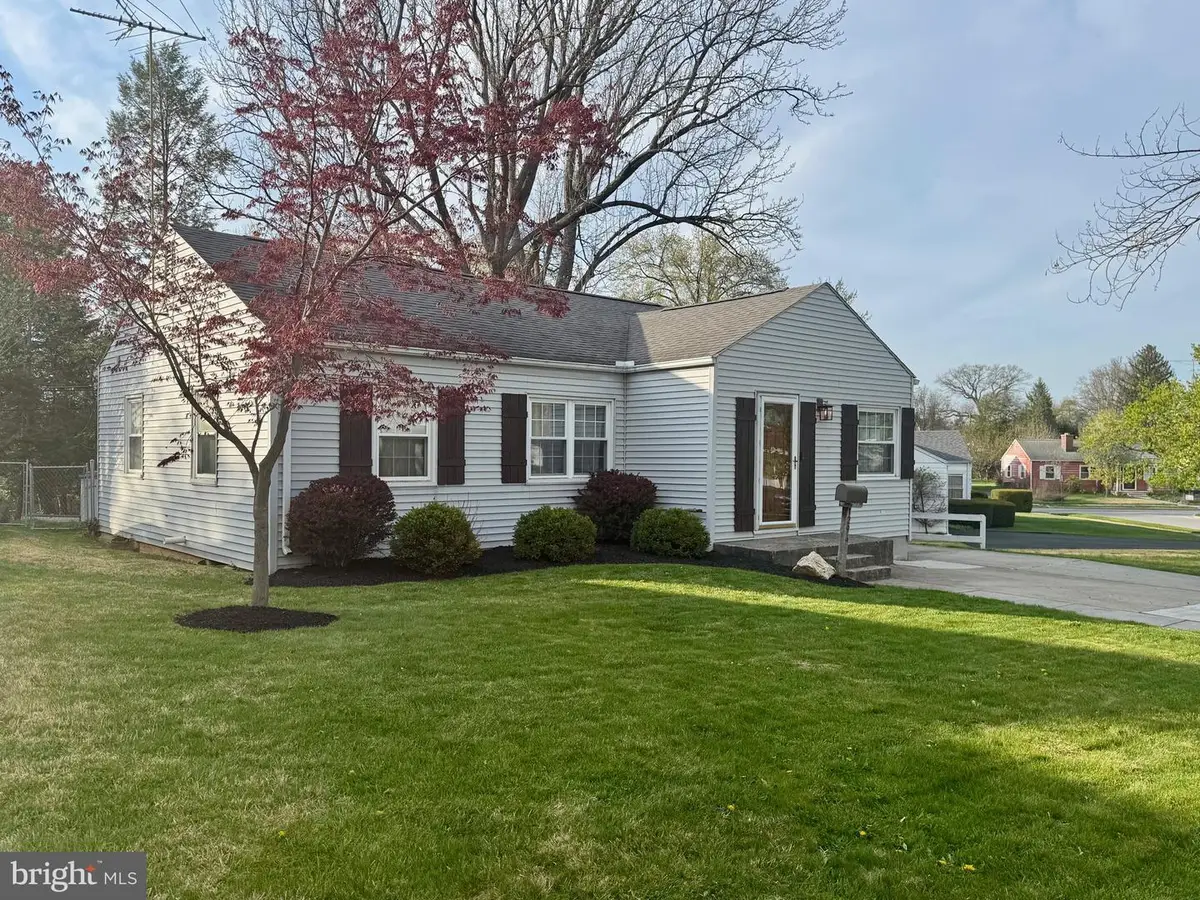 1294 Warwick Rd, Camp Hill, PA 17011 - #1