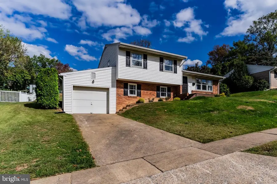 837 W Foxcroft Drive, Camp Hill, PA 17011 - #2