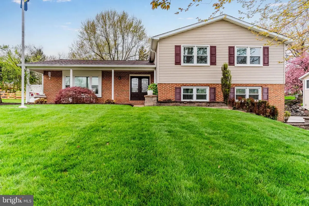 313 Indian Creek Dr, Mechanicsburg, PA 17050 - #1