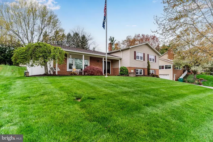 313 Indian Creek Dr, Mechanicsburg, PA 17050 - #2