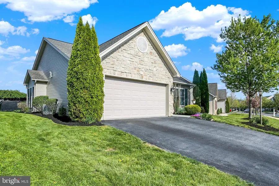 2031 Liberty Dr., Mechanicsburg, PA 17055 - #2