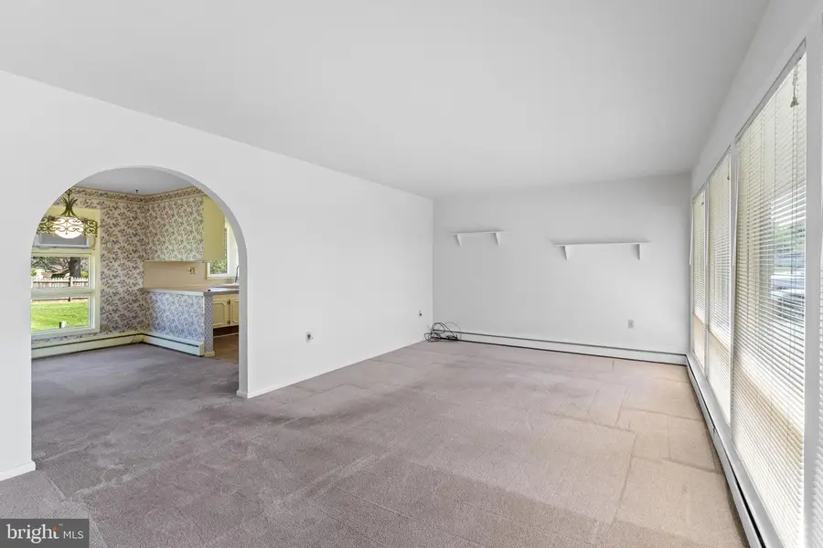 917 Wertzville Rd, Enola, PA 17025 - #2