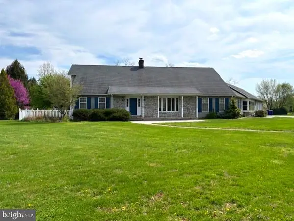 240 N Old Stonehouse Road, CARLISLE, PA 17015