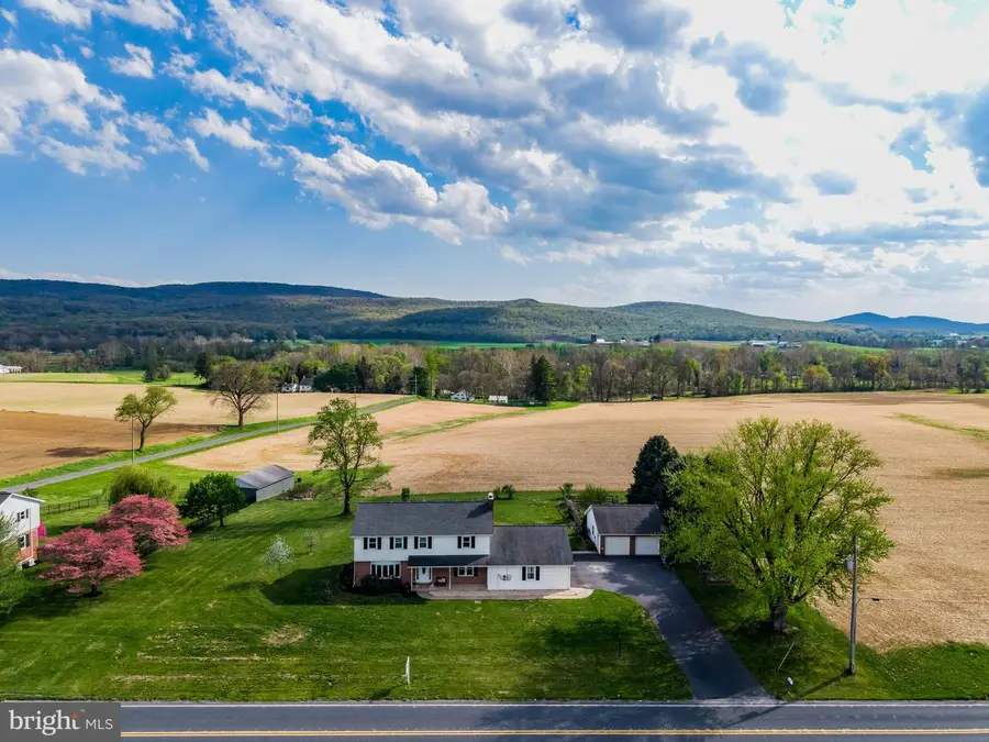 1393 Lutztown Rd, Boiling Springs, PA 17007 - #3