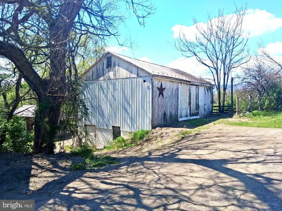122 Shippensburg Rd, Shippensburg, PA 17257 - #3
