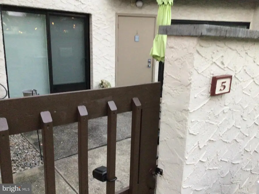 1075 Lancaster #5, Mechanicsburg, PA 17055 - #3