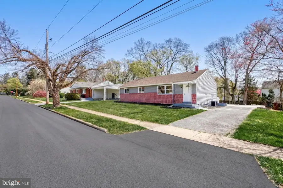 6 Stephen Rd, Camp Hill, PA 17011 - #3