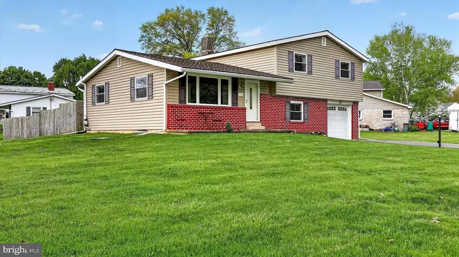 15 Buckthorn Drive, Carlisle, PA 17015 - #3