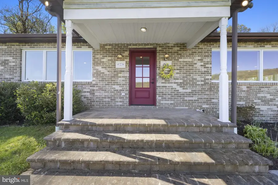 96 Peach Glen Rd, Gardners, PA 17324 - #2