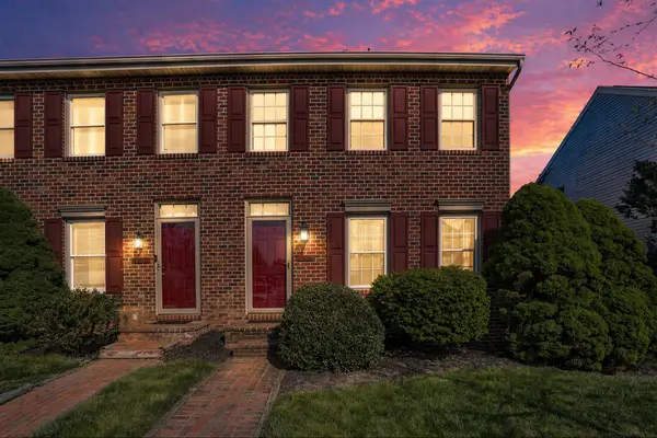 1516 Tussey Ct, MECHANICSBURG, PA 17050