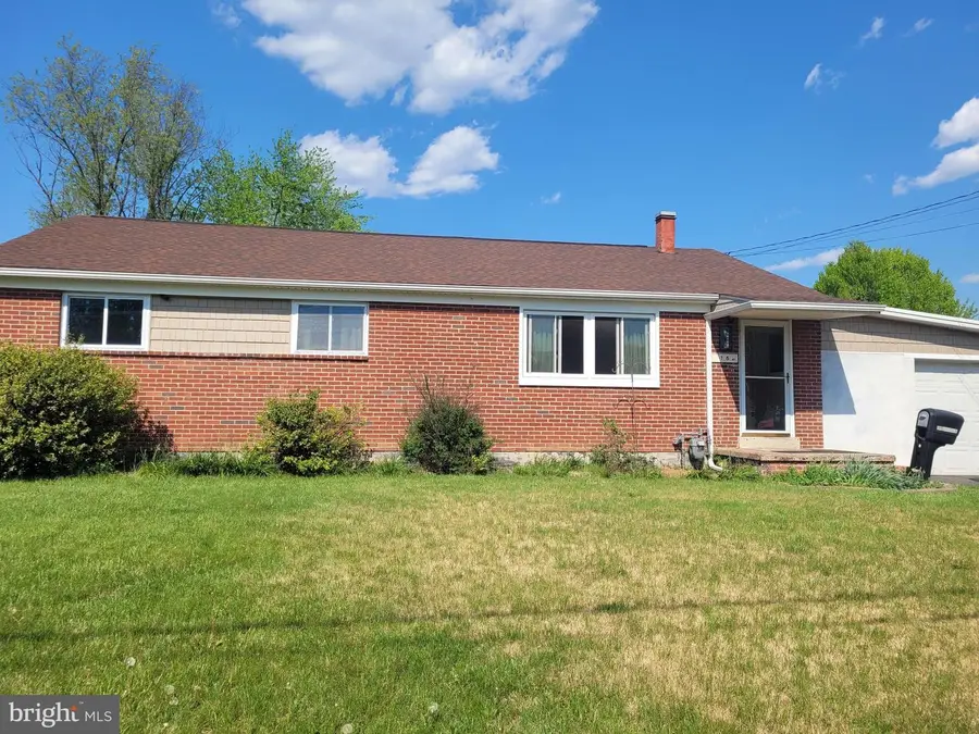 16 Bellmore Rd, Camp Hill, PA 17011 - #3