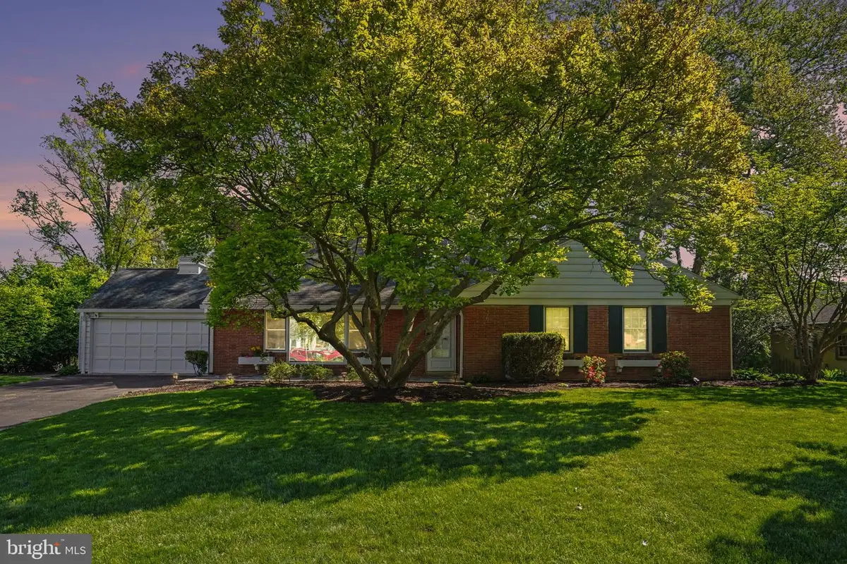 751 Arlington Rd, Camp Hill, PA 17011 - #1