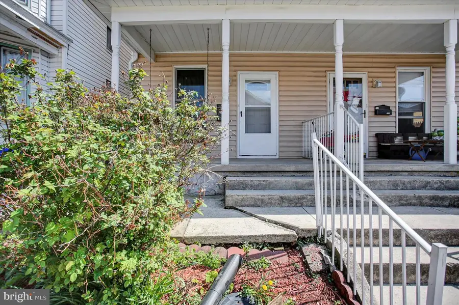 114 E Orange St, Shippensburg, PA 17257 - #2