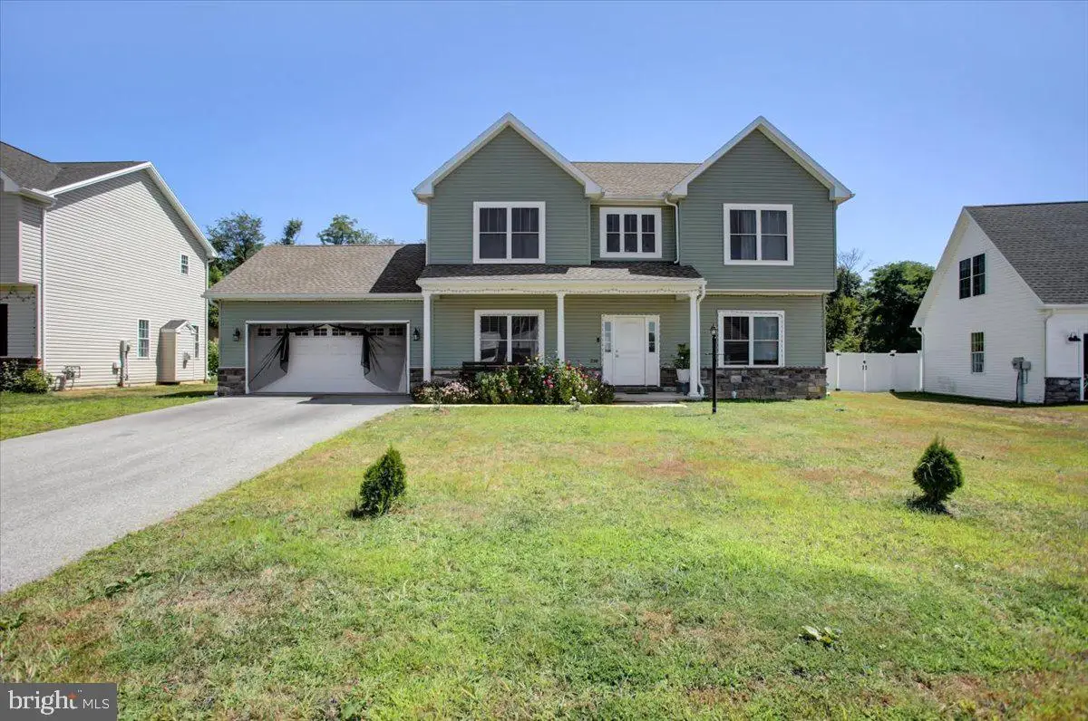 238 Parkway Dr, Mount Holly Springs, PA 17065 - #1
