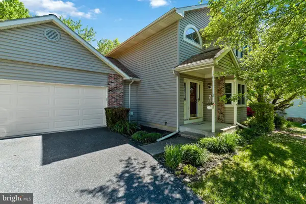 126 Mountain View Dr, ENOLA, PA 17025