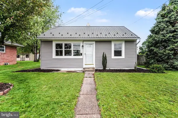 4302 Allen Rd, CAMP HILL, PA 17011