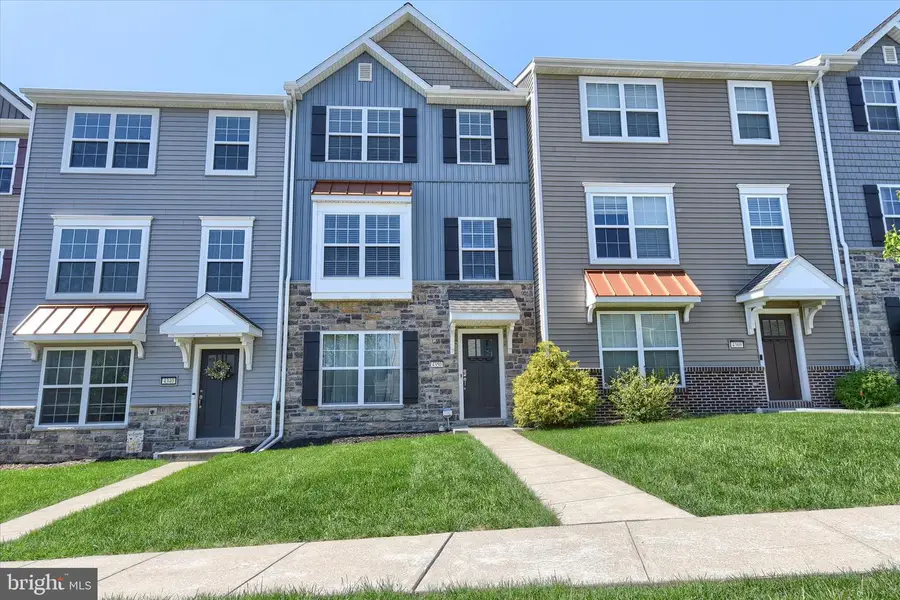 4350 Wild Orchid Ln, Enola, PA 17025 - #2