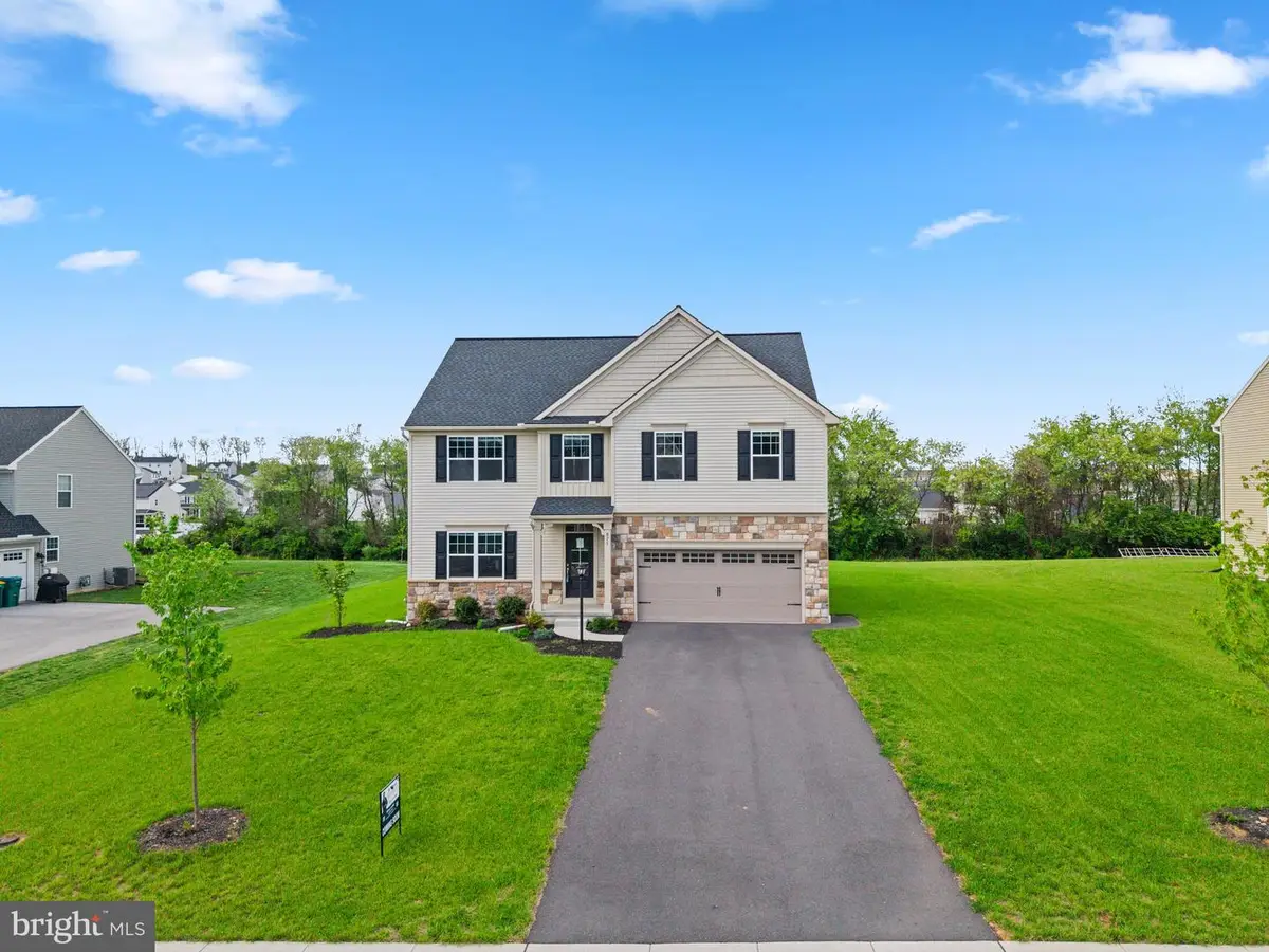 875 Ashfield Drive, Carlisle, PA 17015 - #1
