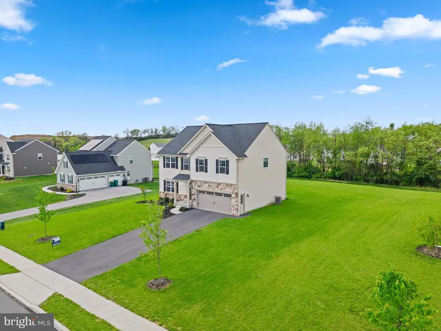 875 Ashfield Drive, Carlisle, PA 17015 - #2