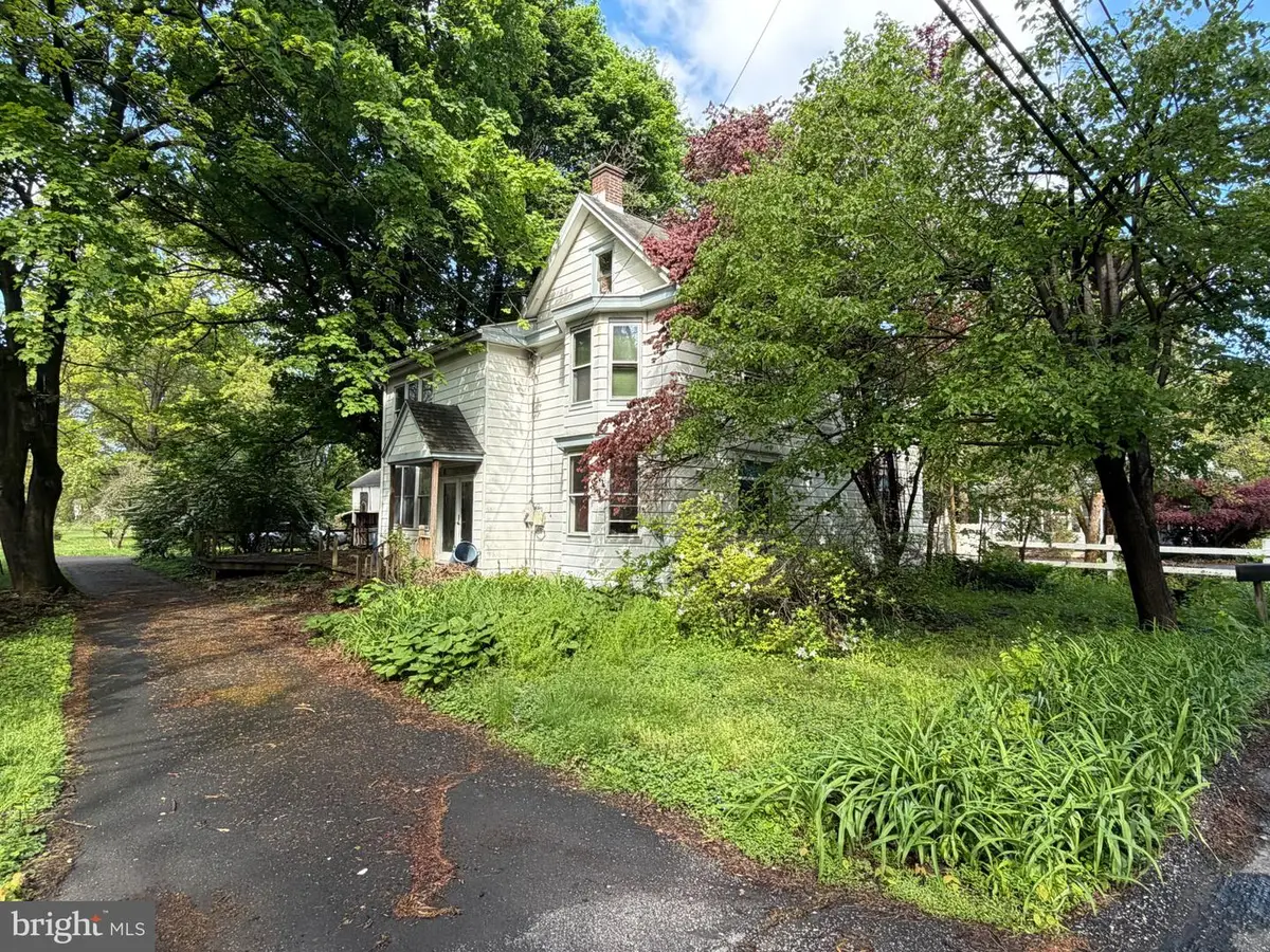 820 S York St, Mechanicsburg, PA 17055 - #1