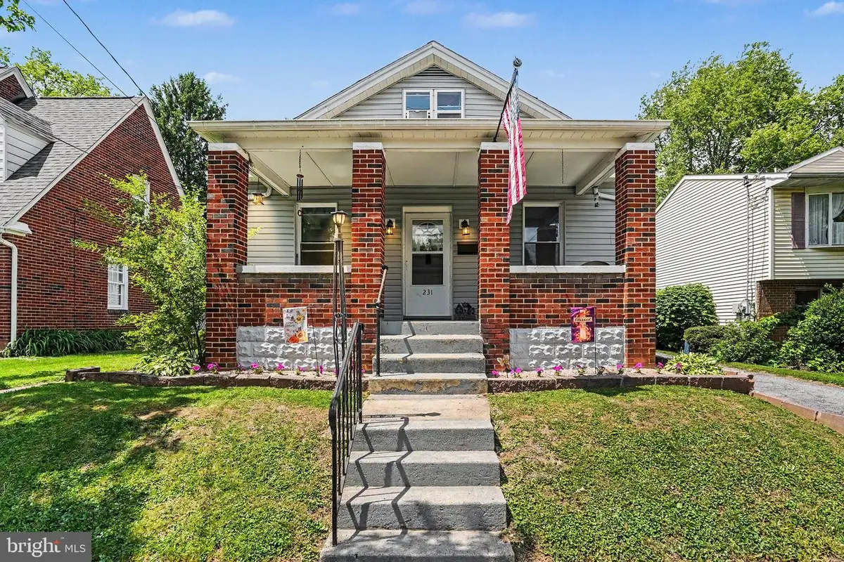 231 Walton St, Lemoyne, PA 17043 - #1