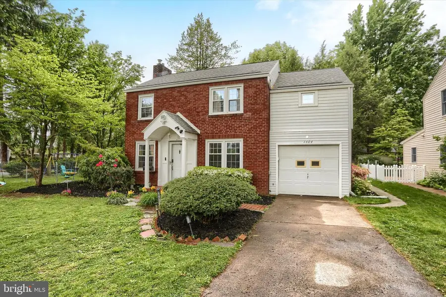 1604 Kent Rd, Camp Hill, PA 17011 - #2