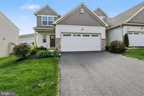 1850 Shady Ln, MECHANICSBURG, PA 17055