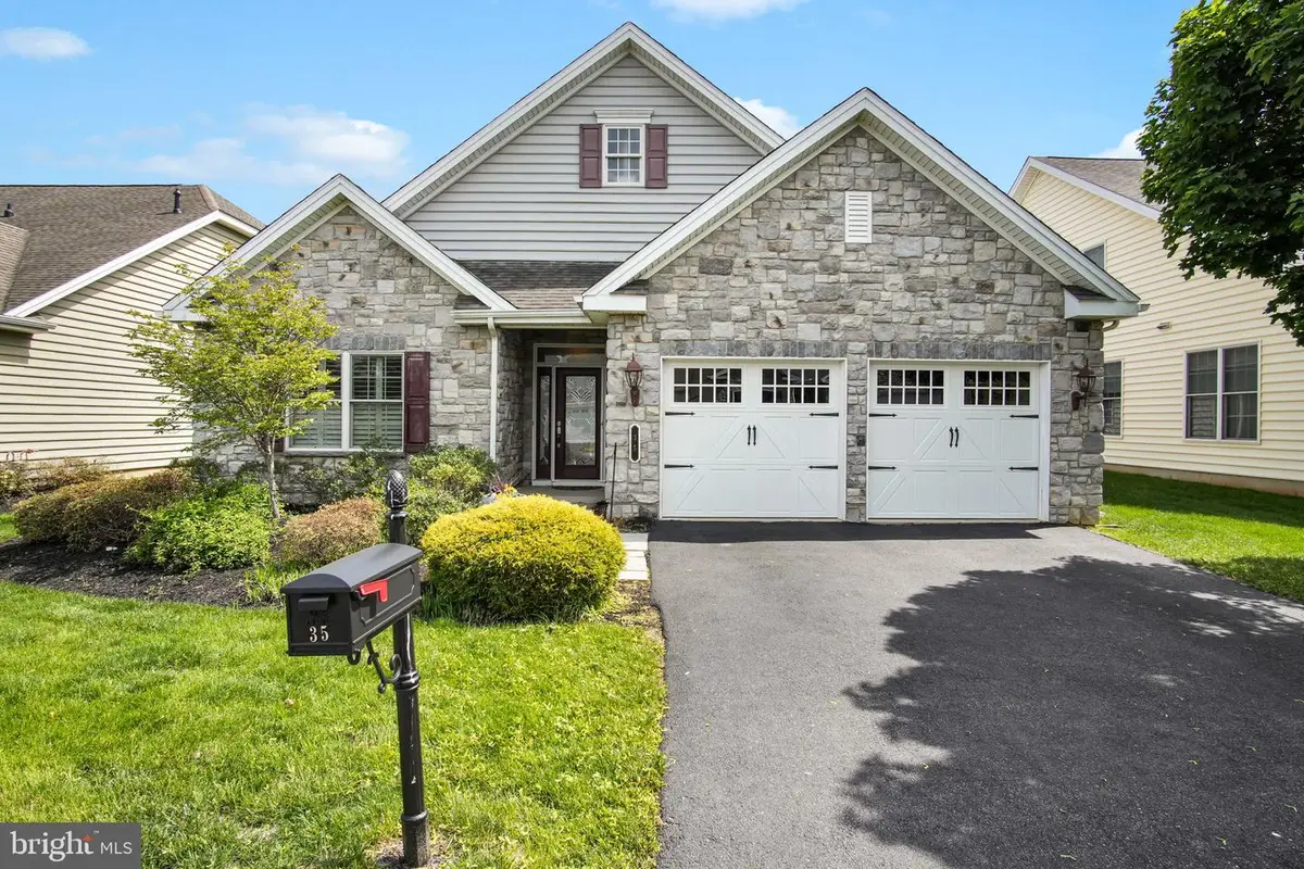 35 Presidents Drive, Mechanicsburg, PA 17050 - #1