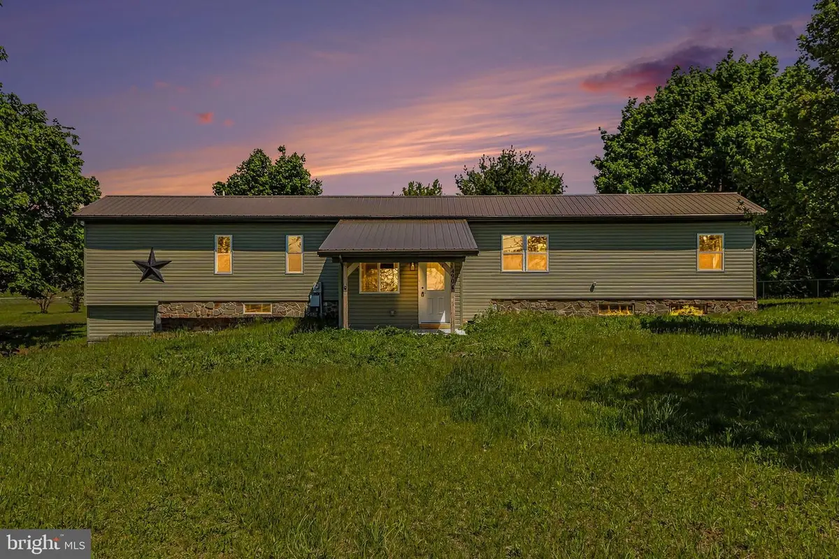 490 Shed Rd, Newville, PA 17241 - #1