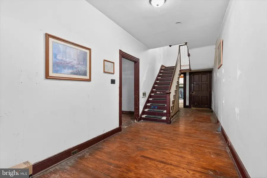 21 E Main St, Newville, PA 17241 - #3