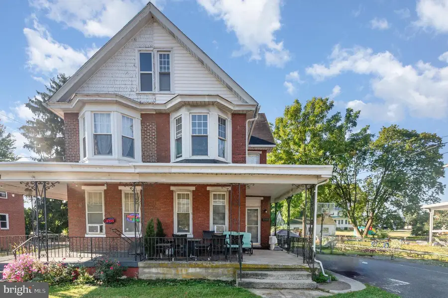 3305 Market St, Camp Hill, PA 17011 - #2