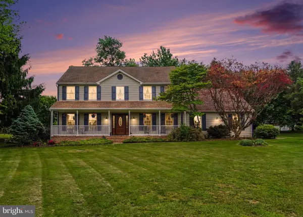 18 Minich Dr, CARLISLE, PA 17015