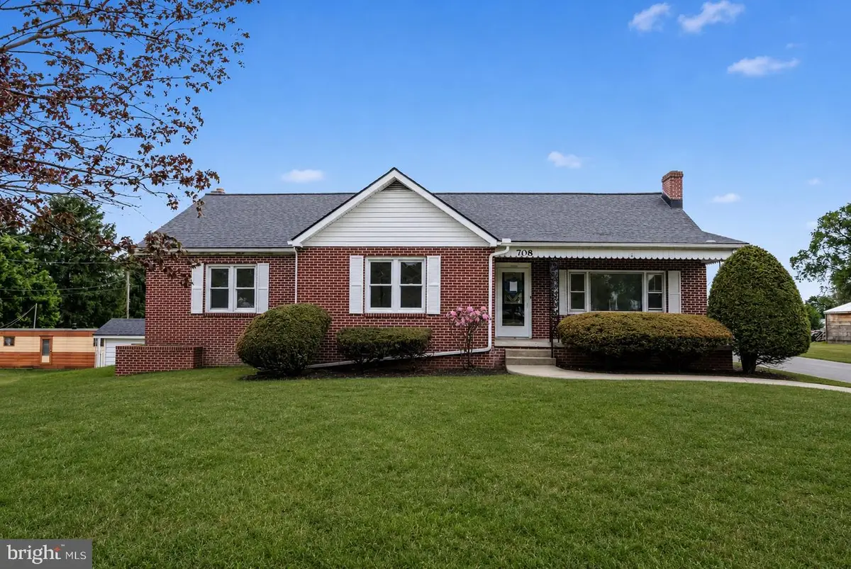 708 Baltimore Rd, Shippensburg, PA 17257 - #1