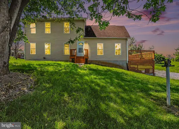 372 Kerrsville Road, CARLISLE, PA 17015