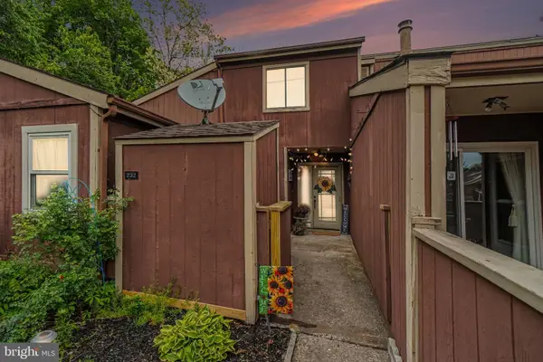232 Brian Dr, ENOLA, PA 17025