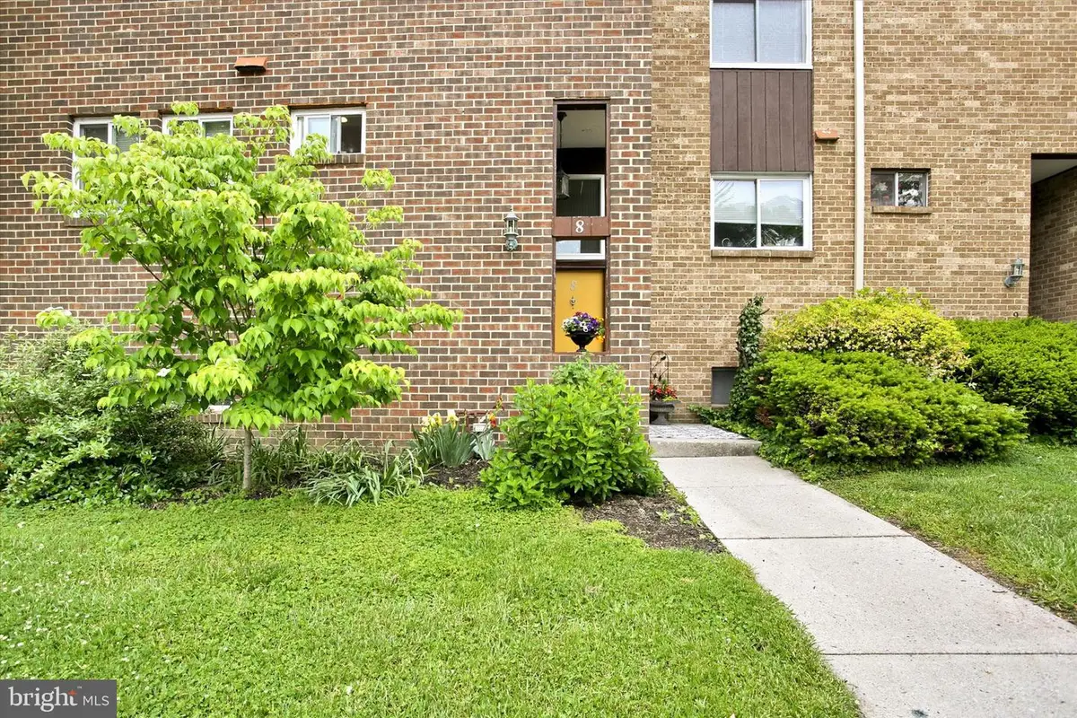 8 Campbell Place, Camp Hill, PA 17011 - #1
