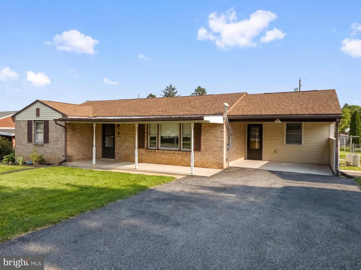 15 Kenwood Avenue, Carlisle, PA 17013 - #1