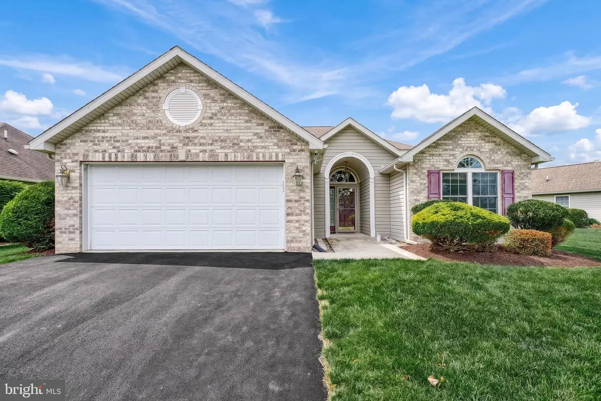 61 Longwood Dr, Mechanicsburg, PA 17050 - #1