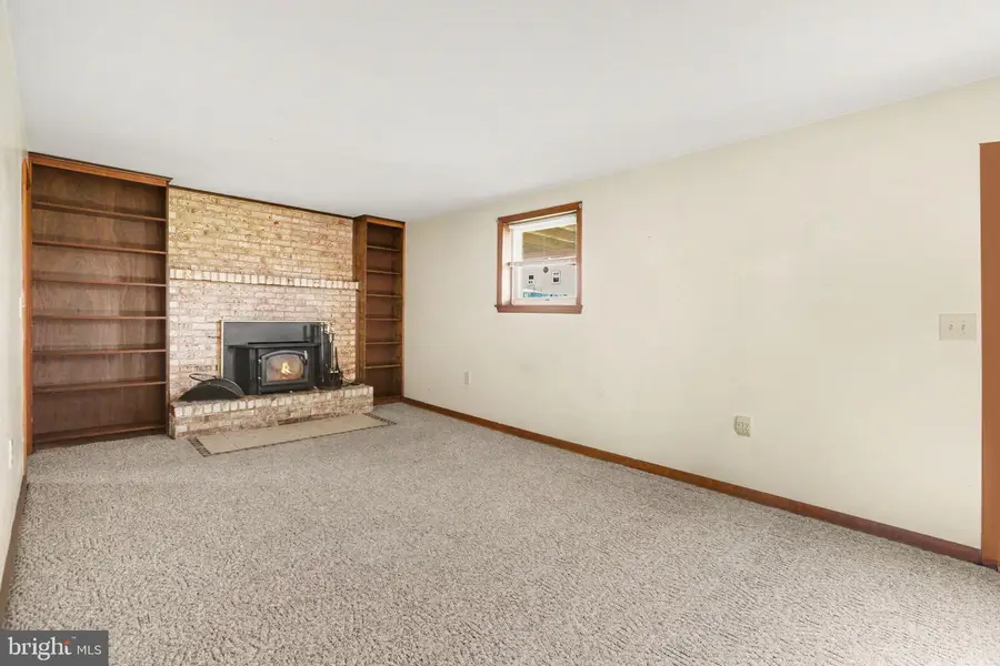 1911 Mary Lane, Carlisle, PA 17013 - #3