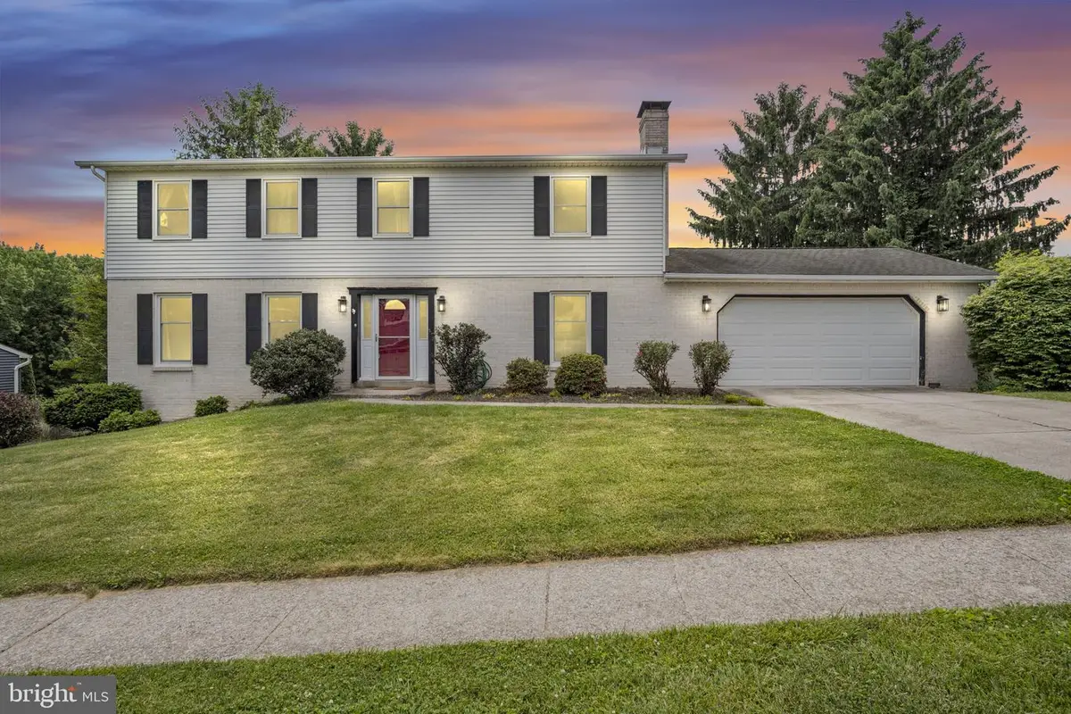 140 Fineview Rd, Camp Hill, PA 17011 - #1