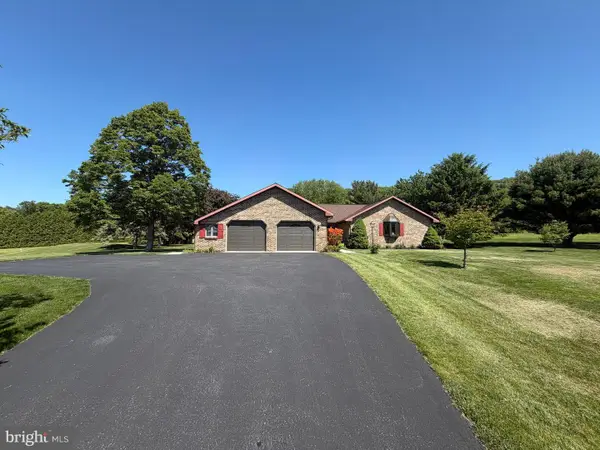6 Enck Circle, ENOLA, PA 17025