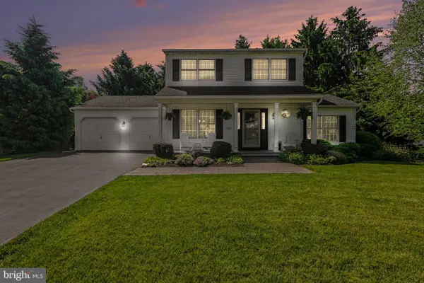 2427 Clover, MECHANICSBURG, PA 17055