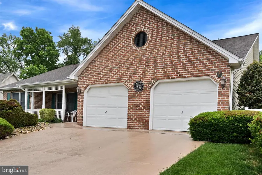 3 Wineberry Drive, Mechanicsburg, PA 17055 - #2