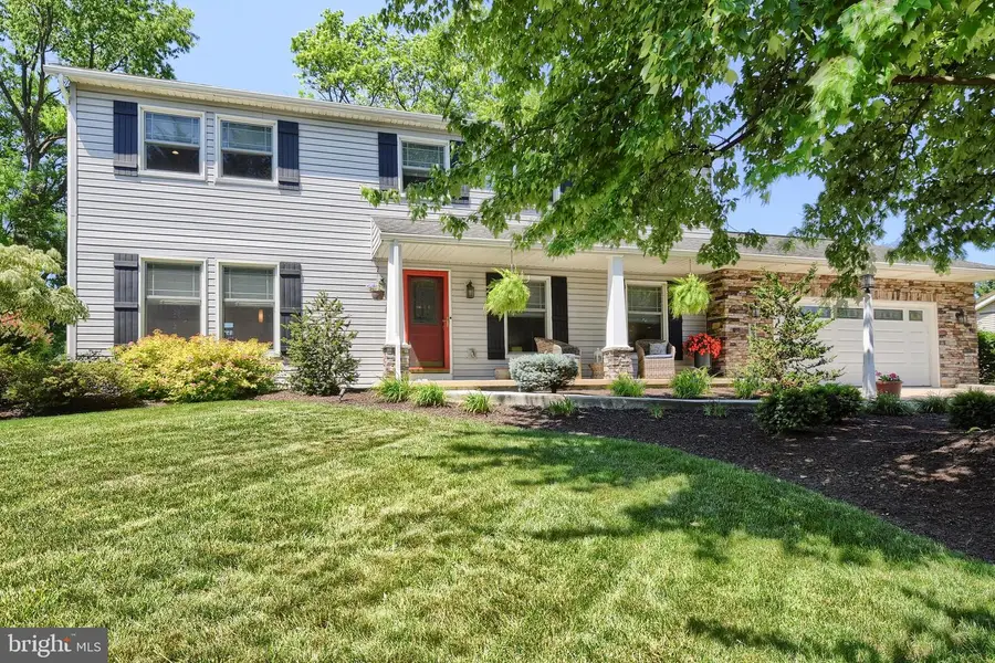 831 Ridgewood Dr, Mechanicsburg, PA 17050 - #3